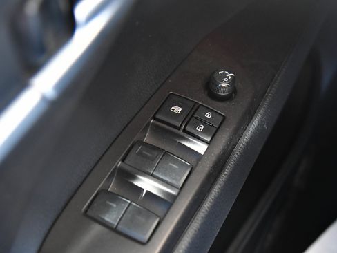 Used 2023 Toyota Camry SE FWD image 32