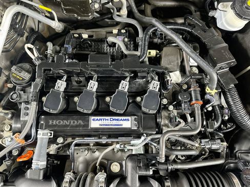 Used 2018 Honda Accord LX image 31