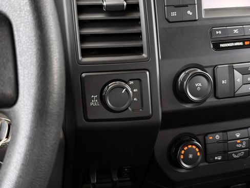 Used 2018 Ford F150 XL w/ XL Power Equipment Group AWD/4WD image 37