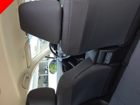 Used 2023 Toyota Corolla LE FWD image 16