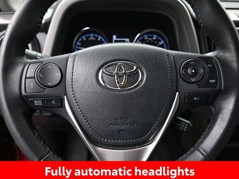 Used 2018 Toyota RAV4 Limited image 12