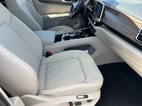 New 2026 Volkswagen Atlas SEL Premium R-Line AWD/4WD image 18