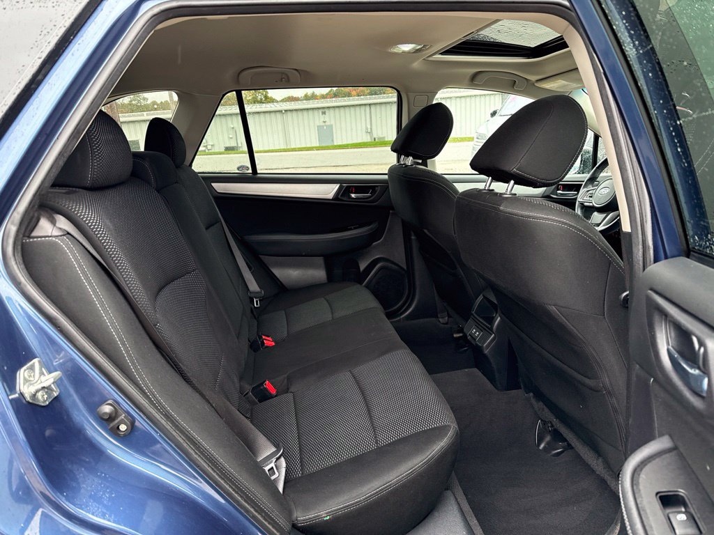 Used 2019 Subaru Outback 2.5i Premium AWD/4WD image 14