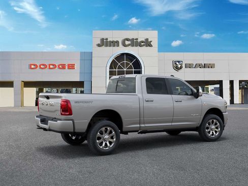 New 2026 RAM 2500 Laramie AWD/4WD image 4