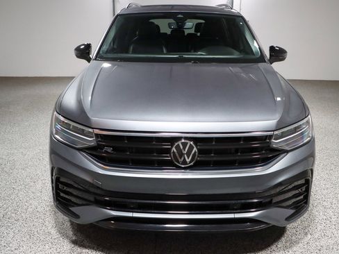 Used 2023 Volkswagen Tiguan SE R-Line FWD image 4