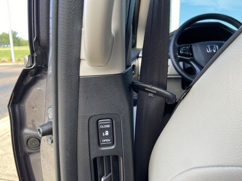 Used 2025 Honda Odyssey Touring image 55