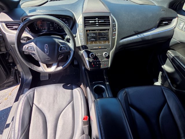 Used 2019 Lincoln MKC Premiere FWD image 18