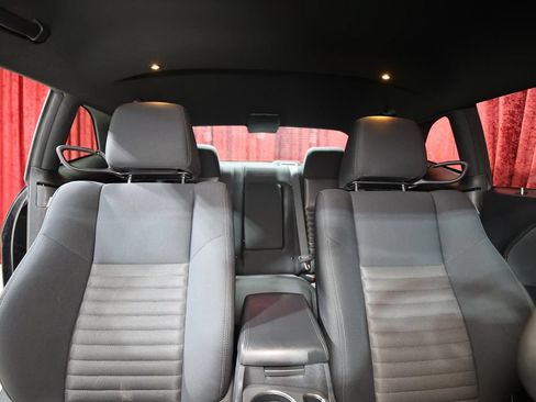Used 2013 Dodge Challenger R/T RWD image 22