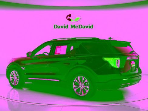 Used 2021 Ford Explorer XLT w/ Equipment Group 202A RWD image 4