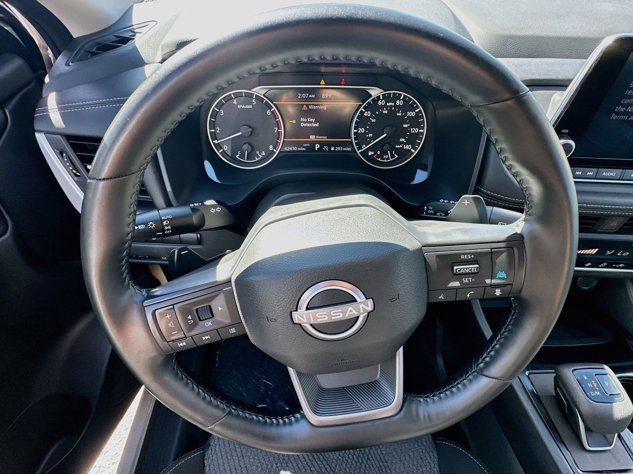 Used 2025 Nissan Rogue SV AWD/4WD image 17