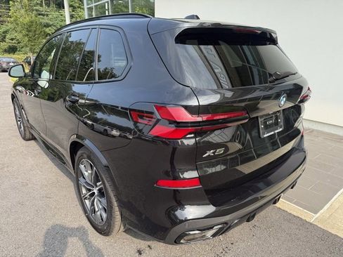 New 2026 BMW X5 xDrive50e image 9