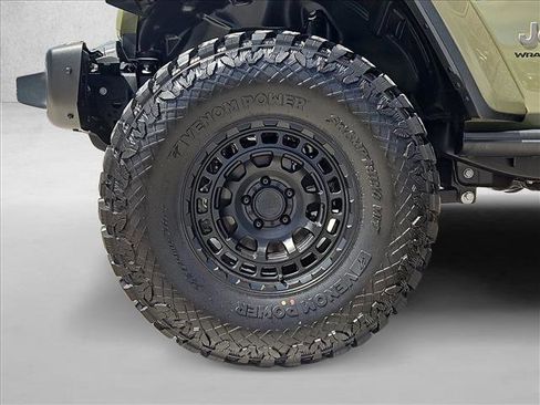 Used 2025 Jeep Wrangler Unlimited Rubicon 392 AWD/4WD image 24