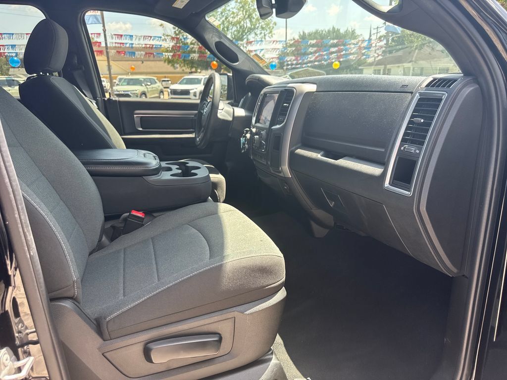 Used 2023 RAM 1500 Warlock w/ Electronics Group AWD/4WD image 18