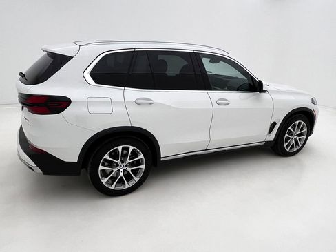 Certified 2026 BMW X5 xDrive40i w/ Premium Package image 6