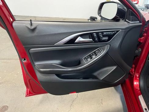 Used 2018 INFINITI QX30 Sport w/ Sport Leather Package FWD image 24