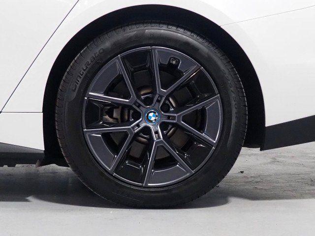 Used 2023 BMW i4 eDrive35 w/ Premium Package RWD image 52
