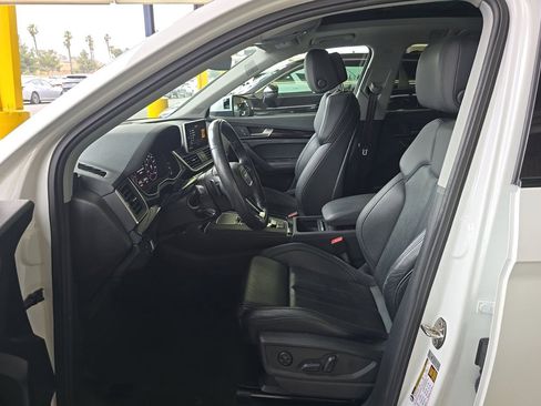 Used 2019 Audi Q5 2.0T Premium Plus w/ Premium Plus Package AWD/4WD image 7
