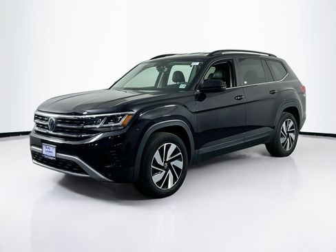 Used 2022 Volkswagen Atlas SE AWD/4WD image 1