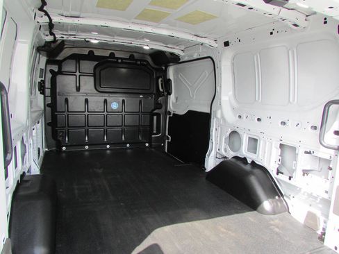 Used 2023 Ford Transit 250 Low Roof RWD image 25