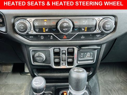 Used 2024 Jeep Wrangler Sport S image 5