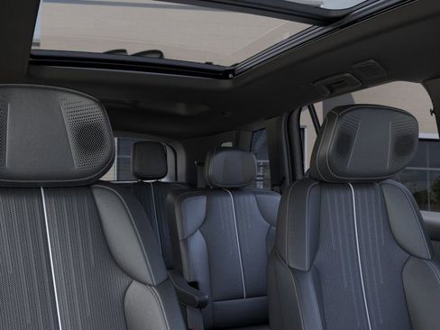 New 2026 Cadillac Vistiq Sport image 24