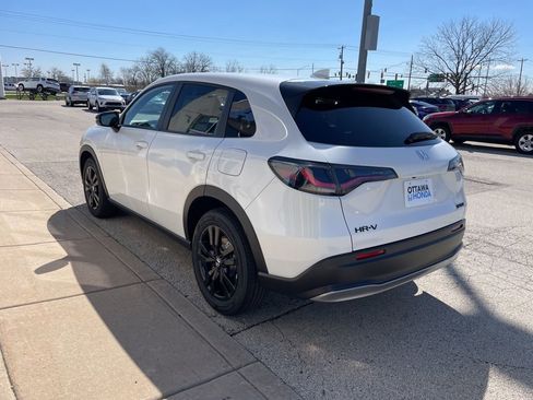 New 2026 Honda HR-V Sport image 7