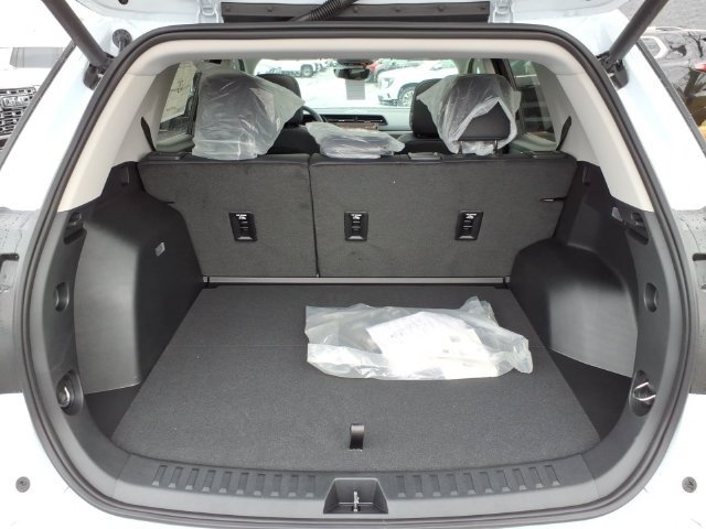 New 2027 GMC Terrain Denali w/ LPO, Floor Liner Package AWD/4WD image 21