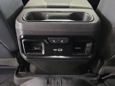 Used 2023 Chevrolet Silverado 1500 ZR2 w/ Technology Package AWD/4WD image 20
