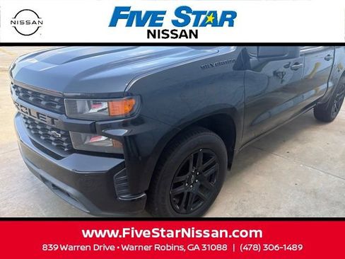 Used 2020 Chevrolet Silverado 1500 Custom w/ Rally Edition RWD image 16