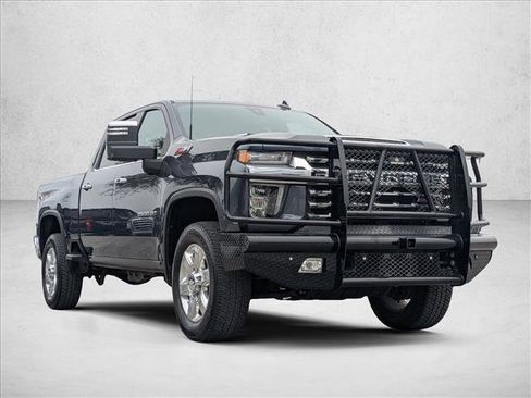 Used 2020 Chevrolet Silverado 2500 LTZ w/ LTZ Premium Package image 3