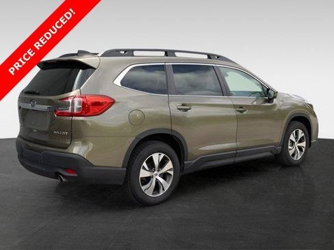 Used 2024 Subaru Ascent Premium w/ Convenience Package AWD/4WD image 9