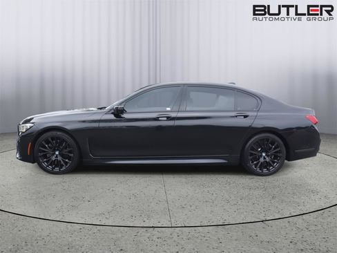 Used 2022 BMW 750Li xDrive AWD/4WD image 3