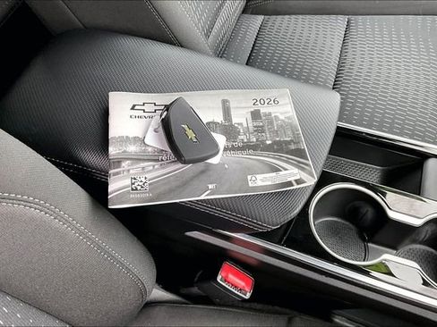 Certified 2026 Chevrolet Equinox LT image 10