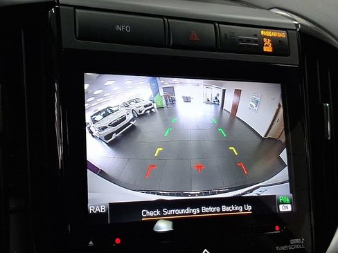 Used 2022 Subaru Ascent Onyx Edition AWD/4WD image 4