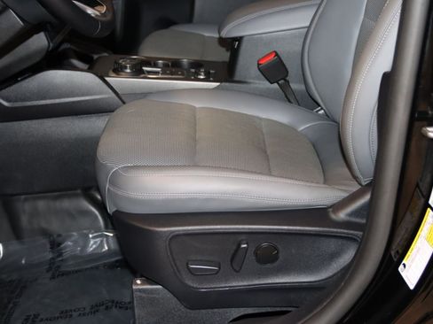 Used 2025 Ford Bronco Sport Badlands AWD/4WD image 34