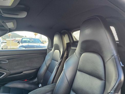 Used 2021 Porsche 718 Boxster GTS image 17