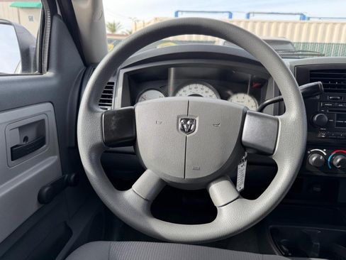Used 2006 Dodge Dakota ST image 27
