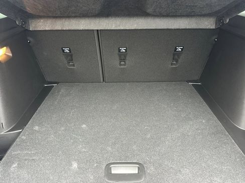 Used 2025 Chevrolet Trax RS w/ Driver Confidence Package image 17