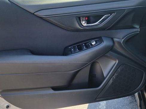 Used 2025 Subaru Outback Premium image 16