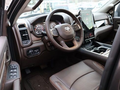 Used 2025 RAM 3500 Longhorn image 16