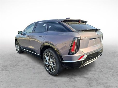 New 2026 Cadillac Optiq Luxury 1 image 5