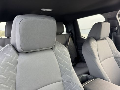 New 2025 Toyota Tacoma SR5 image 3