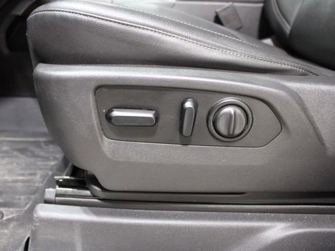 Used 2021 GMC Sierra 1500 SLT image 21