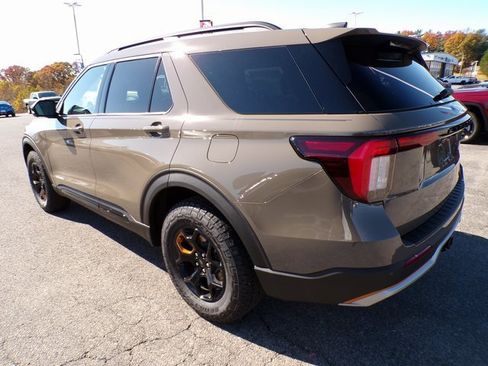 New 2026 Ford Explorer Tremor w/ Tremor Convenience Package image 3