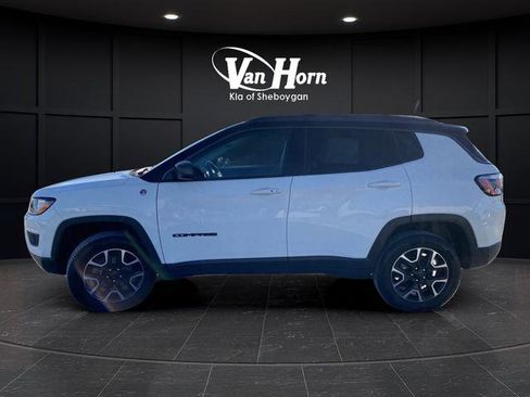Used 2019 Jeep Compass Trailhawk image 12