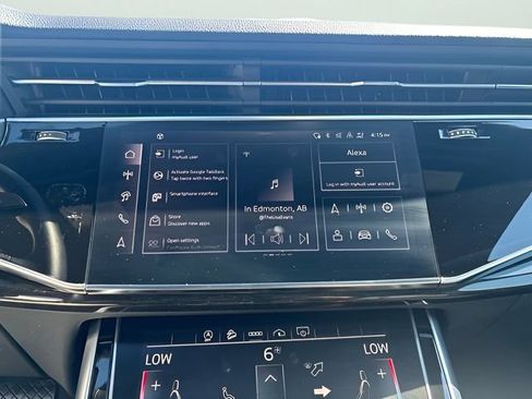 Used 2025 Audi Q7 3.0T Premium AWD/4WD image 24