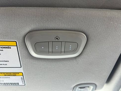 Used 2020 Jeep Cherokee Latitude Plus image 19