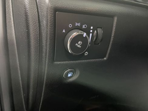 Used 2014 Jeep Grand Cherokee Limited image 27