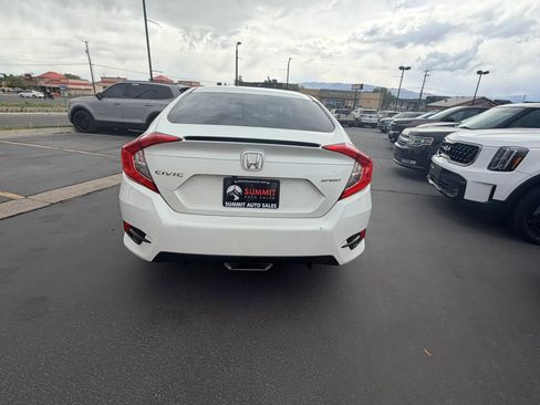 Used 2021 Honda Civic Sport image 5