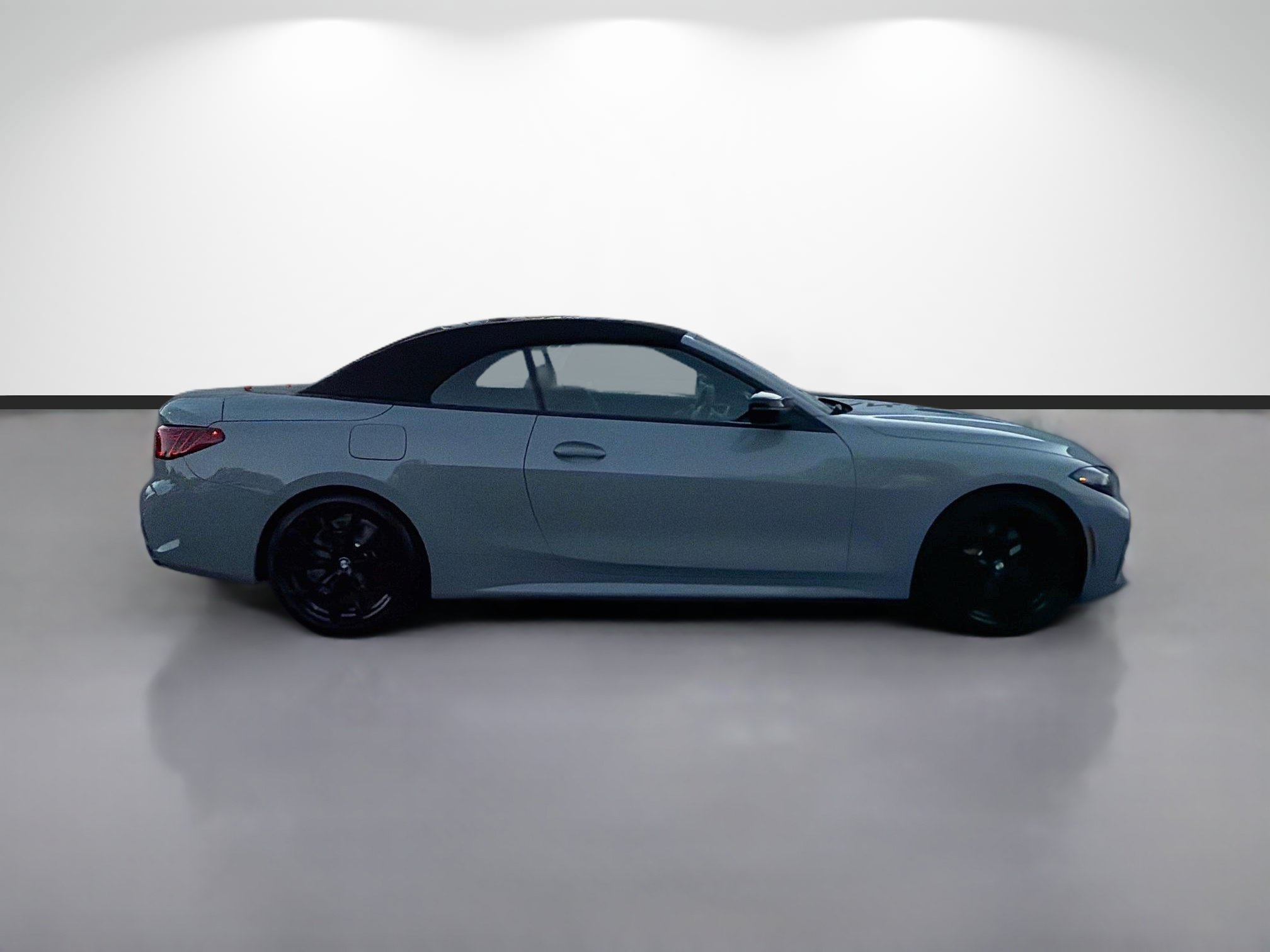 New 2027 BMW M440i Convertible w/ Premium Package RWD image 2